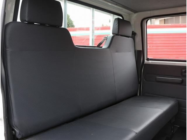 エルフトラック フルフラットロー　２ｔ　Ｗキャブ　４ＷＤ　５ＭＴ　ＨＳＡ坂道発進補助装置　キーレス＆スペアキー　後席用ヒーター付き　ＥＴＣ　荷台寸２０８／１６２／３８　ＥＧ型式４ＪＪ１（１１０ｋｗ）１５０ＰＳ　３．０ディーゼルターボ（56枚目）