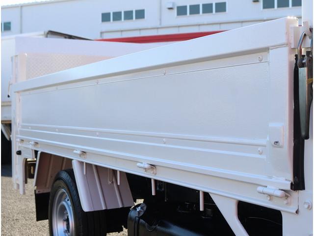 ダイナトラック 　垂直パワーゲート　４ＷＤ車　１．０５トン積　５速ＭＴ３ペダル　集中ドアロック　フォグランプ　サイドＢＯＸ　バイザーマット　ＲＥ０６－１１３３　６００Ｋ　荷台寸法３０５－１６０－３８　リフト８５－１５９（53枚目）