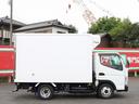 　２ｔ　冷蔵冷凍車　中温－５℃　東プレ　荷箱キー２　庫内寸３０６－１７５－１８３　すのこ　水抜き弁　左電格ミラー　Ｂモニター＆カメラ　キーレス　ＥＴＣ　　最大積載量２０００キロ　車両総重量４８５５キロ(10枚目)