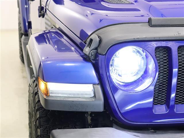 ジープ・ラングラーアンリミテッド サハラ　衝突軽減ブレーキ　黒革　ＡＣＣ　純正ナビＴＶ　バックカメラ　ＥＴＣ　ＬＥＤ　ＪＩＰＰＥＳＥＮマフラー　ＪＩＰＰＥＳＥＮ１７ＡＷ　シートヒーター　ハンドルヒーター　コーナーセンサー　スペアキー（29枚目）