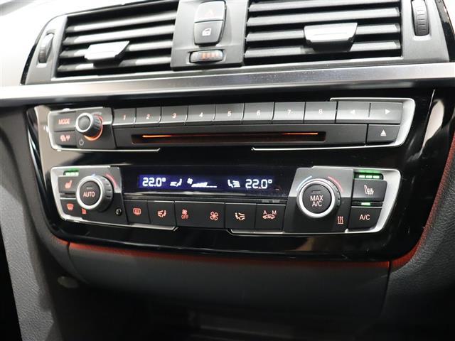 ３シリーズ ３２０ｄ　純正ナビ　ダコタブラックレザーシート　インナーブラックＬＥＤヘッドライト　ＡＣＣ　ＬＫＡ　ＢＳＭ　衝突軽減ブレーキ　前席シートヒーター　ドラレコ　バックカメラ　パドルシフト　メモリーシート　スペアキー（6枚目）