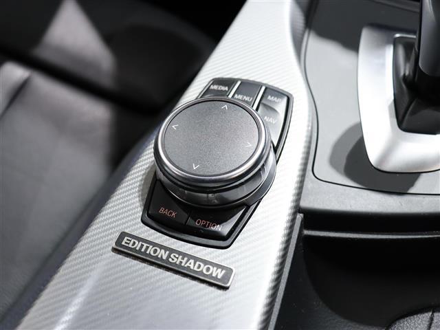 ３シリーズ ３２０ｄ　純正ナビ　ダコタブラックレザーシート　インナーブラックＬＥＤヘッドライト　ＡＣＣ　ＬＫＡ　ＢＳＭ　衝突軽減ブレーキ　前席シートヒーター　ドラレコ　バックカメラ　パドルシフト　メモリーシート　スペアキー（7枚目）