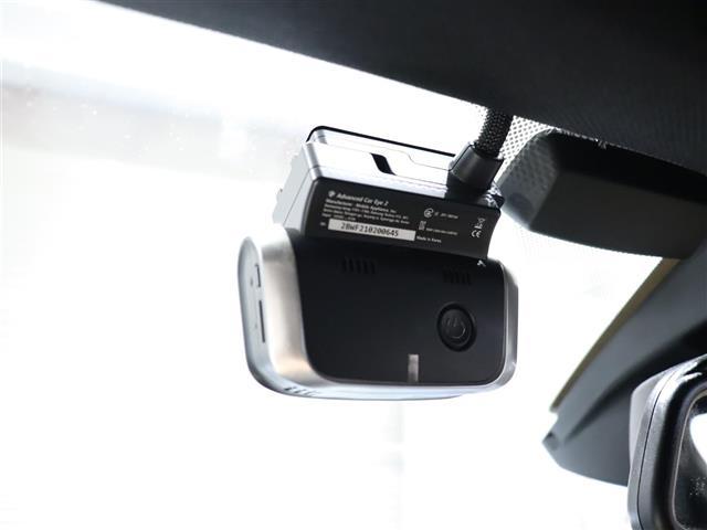 ３シリーズ ３２０ｄ　純正ナビ　ダコタブラックレザーシート　インナーブラックＬＥＤヘッドライト　ＡＣＣ　ＬＫＡ　ＢＳＭ　衝突軽減ブレーキ　前席シートヒーター　ドラレコ　バックカメラ　パドルシフト　メモリーシート　スペアキー（17枚目）
