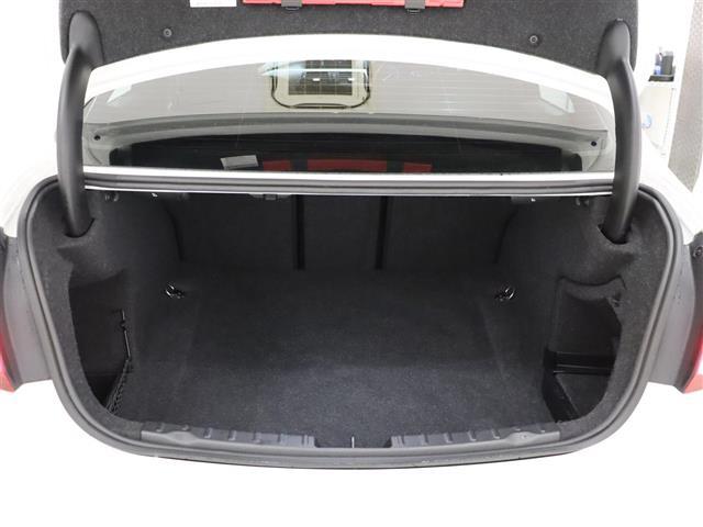 ３シリーズ ３２０ｄ　純正ナビ　ダコタブラックレザーシート　インナーブラックＬＥＤヘッドライト　ＡＣＣ　ＬＫＡ　ＢＳＭ　衝突軽減ブレーキ　前席シートヒーター　ドラレコ　バックカメラ　パドルシフト　メモリーシート　スペアキー（31枚目）