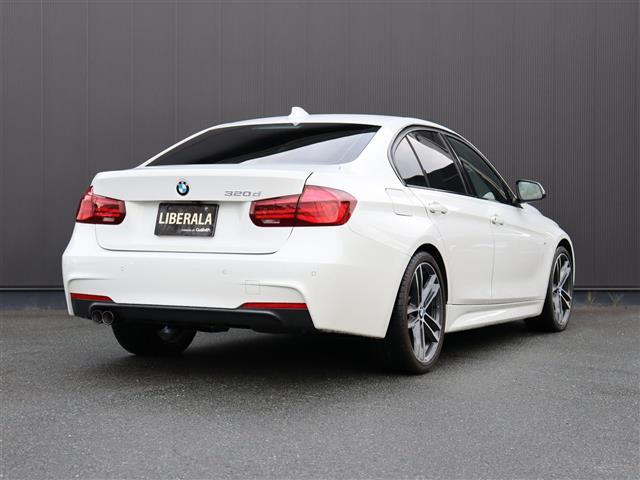 ３シリーズ ３２０ｄ　純正ナビ　ダコタブラックレザーシート　インナーブラックＬＥＤヘッドライト　ＡＣＣ　ＬＫＡ　ＢＳＭ　衝突軽減ブレーキ　前席シートヒーター　ドラレコ　バックカメラ　パドルシフト　メモリーシート　スペアキー（41枚目）
