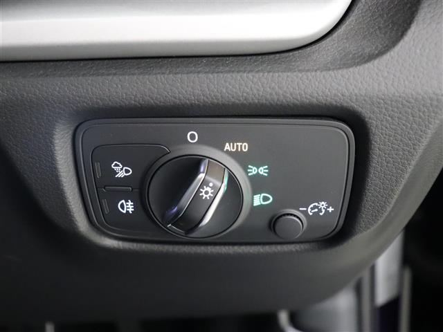 Ａ３ スポーツバック３０ＴＦＳＩ　純正ナビ　フルセグＴＶ・ＣＤ・ＤＶＤ　バーチャルコックピット　Ａｕｄｉプレセンス　Ａｕｄｉサイドアシスト　ＡＣＣ　ＬＫＡ　衝突軽減ブレーキ　バックカメラ　ＥＴＣ２．０　純正１６インチＡＷ　スペアキー（18枚目）