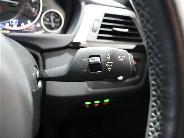 3シリーズ 320iツーリング Mスポーツ 純正ナビパワーシートバックモニターETCインテリジェントセーフティ車線変更警告車線逸脱警告スマートキープッシュスタート(11枚目)