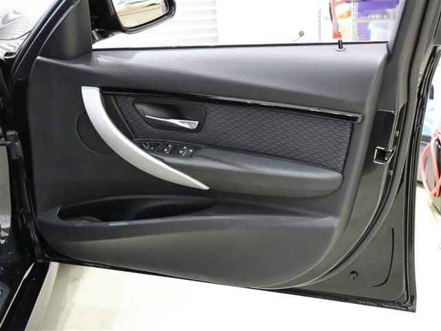 3シリーズ 320iツーリング Mスポーツ 純正ナビパワーシートバックモニターETCインテリジェントセーフティ車線変更警告車線逸脱警告スマートキープッシュスタート(16枚目)