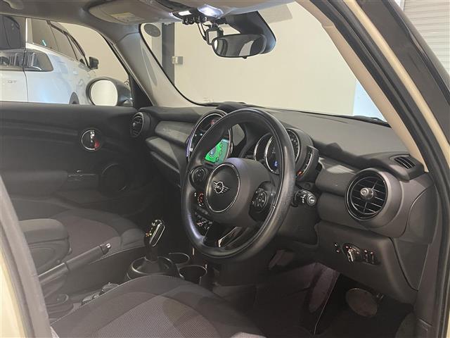 MINI クーパー ペッパーPKG インテリジェントセーフティ ナビ TV BT USB DVD ETC2.0バックカメラ コーナーセンサー 前後どれレコ アンビエントライト アイドリングストップ スマートキーx2(22枚目)