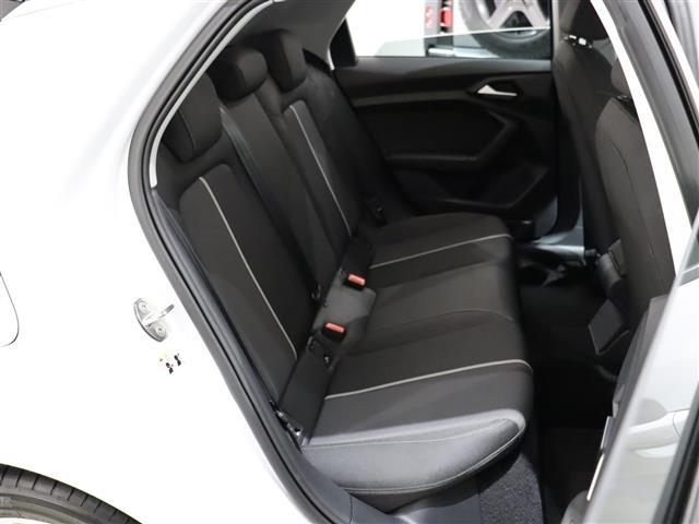 Ａ１スポーツバック ２５ＴＦＳＩ　アドバンスド　純正ナビ　Ｃａｒｐｌａｙ　バーチャルコックピット　衝突軽減ブレーキ　ＡＣＣ　ＢＳＭ　ＬＫＡ　バックカメラ　前席シートヒーター　前後ドライブレコーダー　オートハイビーム　ＥＴＣ２．０　ＬＥＤヘッドライト（29枚目）