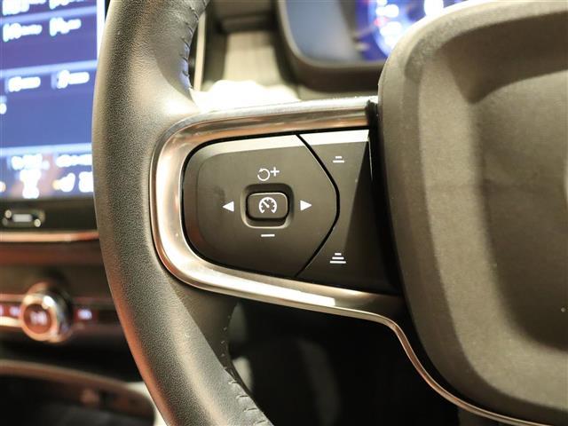 ＸＣ４０ Ｂ４　ＡＷＤ　インスクリプション　赤革　ｈａｍａｎ／ｋａｒｄｏｎ　３６０°カメラ　ＳＲ　ＡＣＣ　クリスタルシフトノブ　ワイヤレス充電　パワーシート／ヒーター　電動リアゲート　ＬＥＤ　純正ナビＴＶ　純正１９ＡＷ　ＥＴＣ　ＢＳＭ　ＬＫＡ（14枚目）
