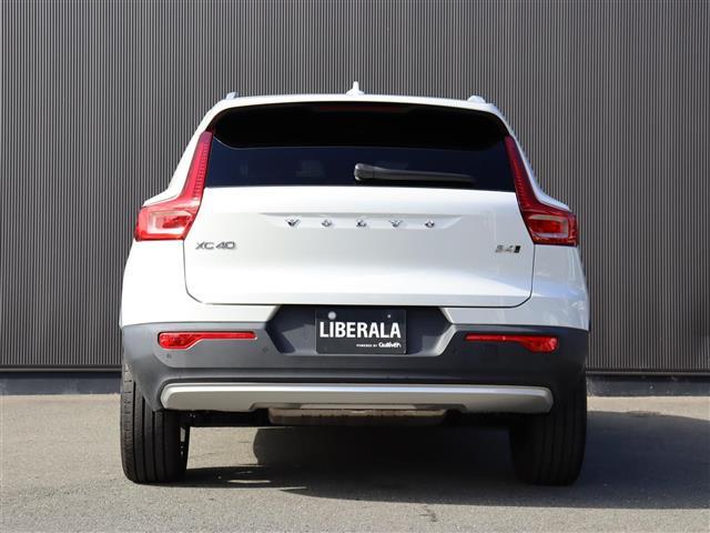 ＸＣ４０ Ｂ４　ＡＷＤ　インスクリプション　赤革　ｈａｍａｎ／ｋａｒｄｏｎ　３６０°カメラ　ＳＲ　ＡＣＣ　クリスタルシフトノブ　ワイヤレス充電　パワーシート／ヒーター　電動リアゲート　ＬＥＤ　純正ナビＴＶ　純正１９ＡＷ　ＥＴＣ　ＢＳＭ　ＬＫＡ（32枚目）