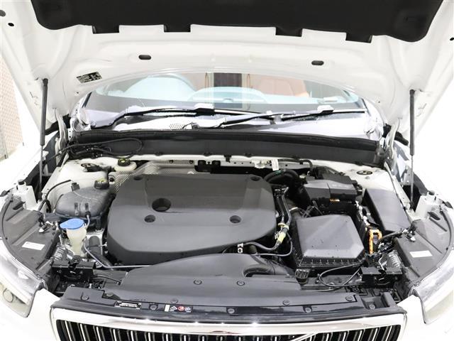 ＸＣ４０ Ｂ４　ＡＷＤ　インスクリプション　赤革　ｈａｍａｎ／ｋａｒｄｏｎ　３６０°カメラ　ＳＲ　ＡＣＣ　クリスタルシフトノブ　ワイヤレス充電　パワーシート／ヒーター　電動リアゲート　ＬＥＤ　純正ナビＴＶ　純正１９ＡＷ　ＥＴＣ　ＢＳＭ　ＬＫＡ（41枚目）