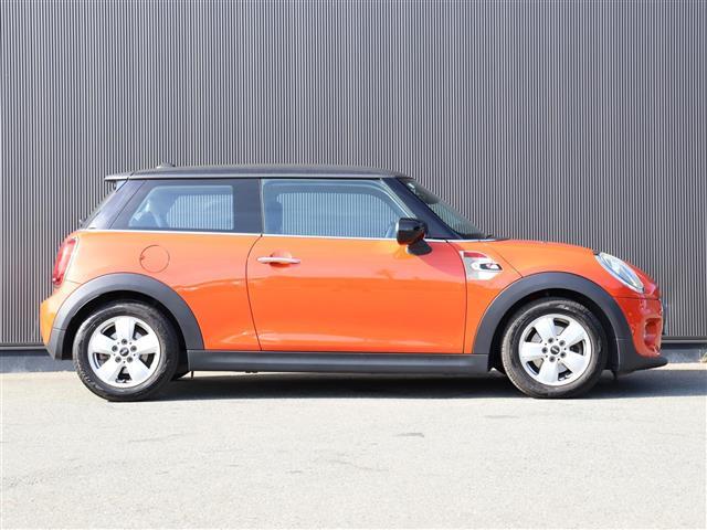 ＭＩＮＩ ヴィクトリア　純正ナビ　衝突軽減ブレーキ　前後ドライブレコーダー　ユニオンジャックリアランプ　ＬＫＡ　オートライト　アイドリングストップ　ＬＥＤヘッドライト　純正アルミホイール　ＵＳＢ　ＥＴＣ　スペアキー（39枚目）