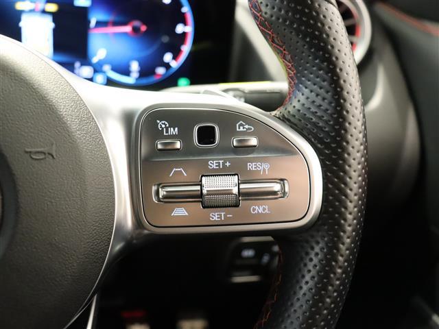 ＧＬＡクラス ＧＬＡ２００ｄ　４マチック　ＡＭＧライン　パノラミックスライディングルーフ　ナビゲーションＰＫＧ　ＡＭＧライン　３６０°カメラシステム　パークトロニック　ＥＡＳＹ－ＰＡＣＫ自動開閉テールゲート　前席シートヒーター　キーレスゴー　地デジ　ＢＴ（14枚目）