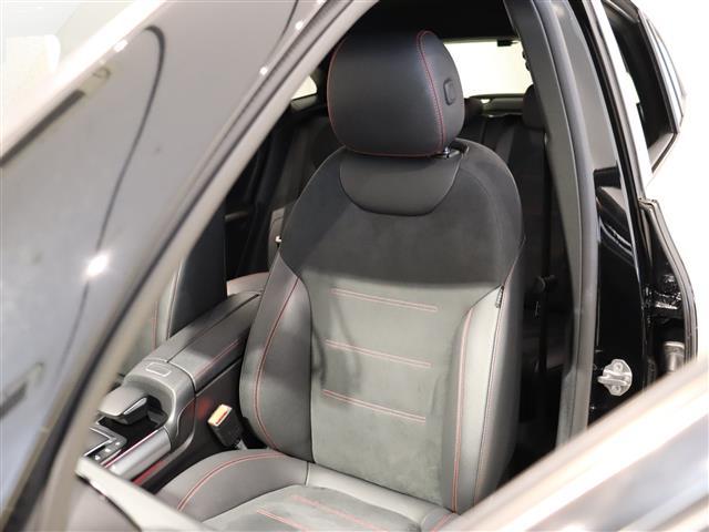 ＧＬＡクラス ＧＬＡ２００ｄ　４マチック　ＡＭＧライン　パノラミックスライディングルーフ　ナビゲーションＰＫＧ　ＡＭＧライン　３６０°カメラシステム　パークトロニック　ＥＡＳＹ－ＰＡＣＫ自動開閉テールゲート　前席シートヒーター　キーレスゴー　地デジ　ＢＴ（28枚目）