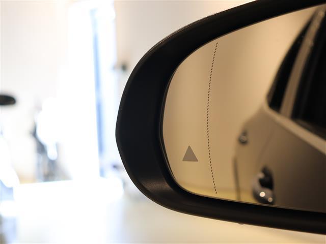 ＧＬＡクラス ＧＬＡ２００ｄ　４マチック　ＡＭＧライン　パノラミックスライディングルーフ　ナビゲーションＰＫＧ　ＡＭＧライン　３６０°カメラシステム　パークトロニック　ＥＡＳＹ－ＰＡＣＫ自動開閉テールゲート　前席シートヒーター　キーレスゴー　地デジ　ＢＴ（34枚目）