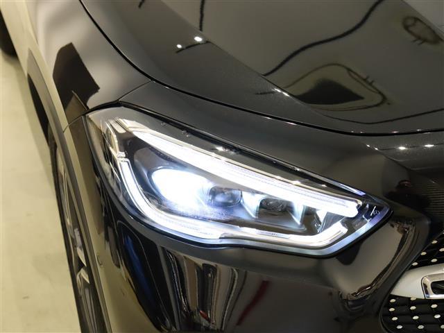 ＧＬＡクラス ＧＬＡ２００ｄ　４マチック　ＡＭＧライン　パノラミックスライディングルーフ　ナビゲーションＰＫＧ　ＡＭＧライン　３６０°カメラシステム　パークトロニック　ＥＡＳＹ－ＰＡＣＫ自動開閉テールゲート　前席シートヒーター　キーレスゴー　地デジ　ＢＴ（35枚目）