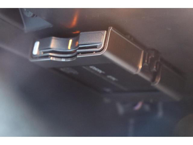 D4 クラシック サンルーフ 黒革シート 純ナビTV Bカメラ ACC 衝突軽減LKA BLIS キセノンライト パワーシート/ヒーター スマートキー プッシュスタート アイドリングストップ ETC(36枚目)