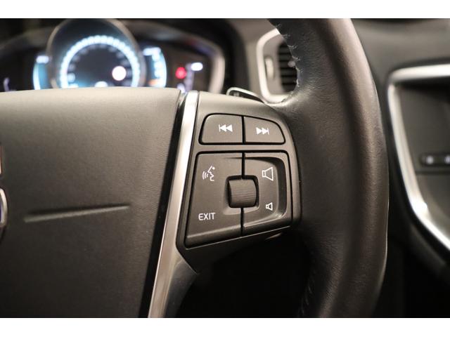 D4 ダイナミックエディション ポールスターパフォーマンスPKG スポーツレザーシート 専用18AW 専用フロントグリル ACC 衝突軽減B LKA BLIS純正ナビTV Bカメラ パワーシート/ヒーター スマートキー(20枚目)