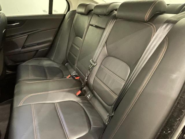 XE プレステージ 黒革シート MERIDIANサウンド ACC 衝突軽減B LKA BSM 純正HDDナビ BカメラPDC パワーシート/ヒーター 純正19incAW キセノンヘッド スマートキー ETC 横滑り防止(16枚目)