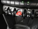 ＭＩＮＩ ヴィクトリア　純正ナビ　衝突軽減ブレーキ　前後ドライブレコーダー　ユニオンジャックリアランプ　ＬＫＡ　オートライト　アイドリングストップ　ＬＥＤヘッドライト　純正アルミホイール　ＵＳＢ　ＥＴＣ　スペアキー（6枚目）