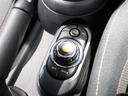 ＭＩＮＩ ヴィクトリア　純正ナビ　衝突軽減ブレーキ　前後ドライブレコーダー　ユニオンジャックリアランプ　ＬＫＡ　オートライト　アイドリングストップ　ＬＥＤヘッドライト　純正アルミホイール　ＵＳＢ　ＥＴＣ　スペアキー（7枚目）