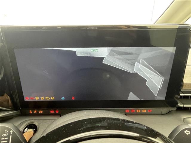 セレナ ｅ－パワー　ハイウェイスターＶ　ＶＤＣ　ウォークスルー　自動（被害軽減）ブレーキ　両側スライドドア　ＵＳＢポート　ダブルエアコン　ＬＤＰ　３列シート　追従クルーズ　ｂｌｕｅｔｏｏｔｈ　ＬＥＤランプ　オートマチックハイビーム　ナビＴＶ（10枚目）