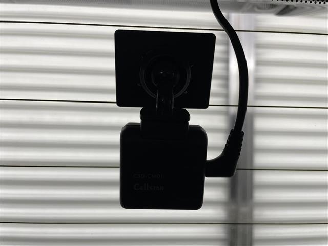 ヴェルファイア 2.5Z Gエディション シ-トヒ-タ- レーンキープ 後カメラ シートクーラー USB 本革 BT対応 パワーシート スマキー ETC装備 助手席エアバック 運転席エアバッグ ドラレコ付き オットマン カーテンエアバック(11枚目)