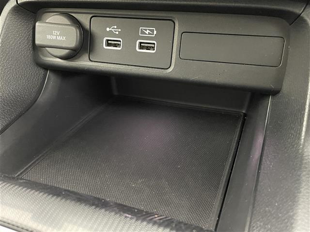 シビック LX ワンオーナー車 リアカメラ 地デジ オートエアコン サイドエアバッグ 盗難防止装置 2.0ETC LEDヘッドライト シートヒーター ターボ オートライト 横滑り防止装置 USB接続 ABS スマキー(13枚目)