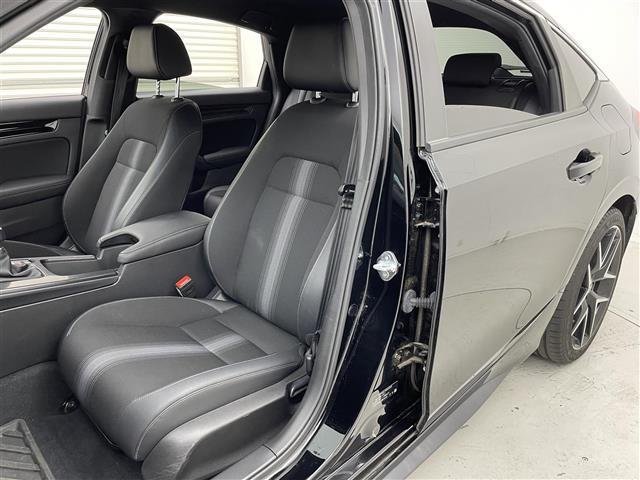 シビック LX ワンオーナー車 リアカメラ 地デジ オートエアコン サイドエアバッグ 盗難防止装置 2.0ETC LEDヘッドライト シートヒーター ターボ オートライト 横滑り防止装置 USB接続 ABS スマキー(22枚目)