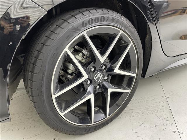 シビック LX ワンオーナー車 リアカメラ 地デジ オートエアコン サイドエアバッグ 盗難防止装置 2.0ETC LEDヘッドライト シートヒーター ターボ オートライト 横滑り防止装置 USB接続 ABS スマキー(31枚目)