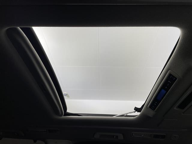アルファード 2.5S Cパッケージ 両電動ドア 電動トランク 本革 レーダクルーズ コーナーセンサ オートLED パーキングサポート Bモニタ レーンキープ オットマン 地デジ サイドカメラ フロントカメラ エアロ DVD再生可能 3列(16枚目)