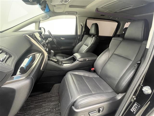 アルファード 2.5S Cパッケージ 両電動ドア 電動トランク 本革 レーダクルーズ コーナーセンサ オートLED パーキングサポート Bモニタ レーンキープ オットマン 地デジ サイドカメラ フロントカメラ エアロ DVD再生可能 3列(21枚目)