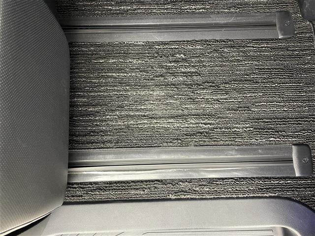 アルファード 2.5S Cパッケージ 両電動ドア 電動トランク 本革 レーダクルーズ コーナーセンサ オートLED パーキングサポート Bモニタ レーンキープ オットマン 地デジ サイドカメラ フロントカメラ エアロ DVD再生可能 3列(24枚目)