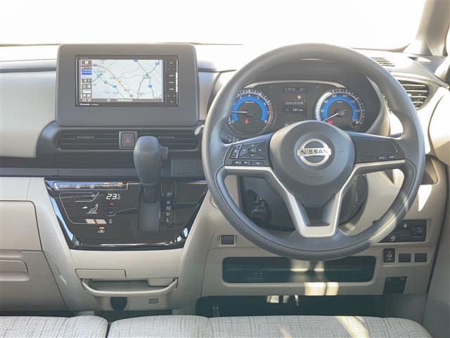 ルークス X アラモニ 前後衝突軽減ブレーキ Pセンサー USB接続 地デジTV Aライト SD AUX DVD再生 VDC 車線逸脱防止 スマートキー キーフリー ドライブレコーダー i-stop 盗難防止(2枚目)