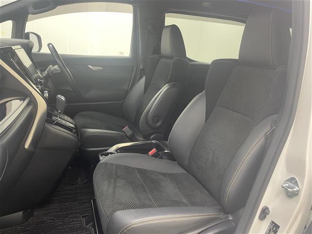 アルファード 2.5S タイプゴールド 電動テ-ルゲ-ト イモビ バックモニタ- Bluetoothオーディオ LEDランプ USB接続 オートハイビーム クリアランスソナー リアオートエアコン エアコン DVDプレーヤー 横滑防止装置(19枚目)