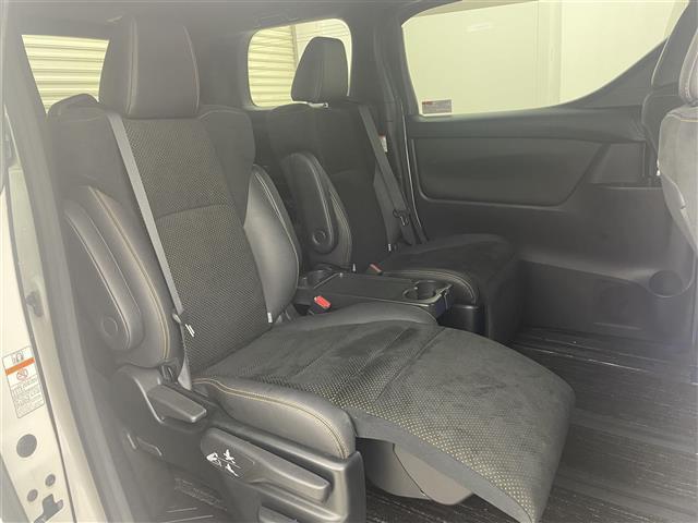 アルファード 2.5S タイプゴールド 電動テ-ルゲ-ト イモビ バックモニタ- Bluetoothオーディオ LEDランプ USB接続 オートハイビーム クリアランスソナー リアオートエアコン エアコン DVDプレーヤー 横滑防止装置(21枚目)