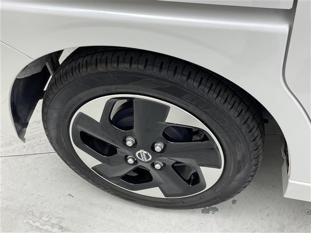 ルークス ハイウェイスター X アイスト 衝突被害軽減ブレ-キ ブルートゥース ハイビームA 助手席側オートスライドドア マルチビューカメラ 車線逸脱警報装置 横滑防止装置 コーナーソナー パークアシスト ETC LED パワステ(41枚目)