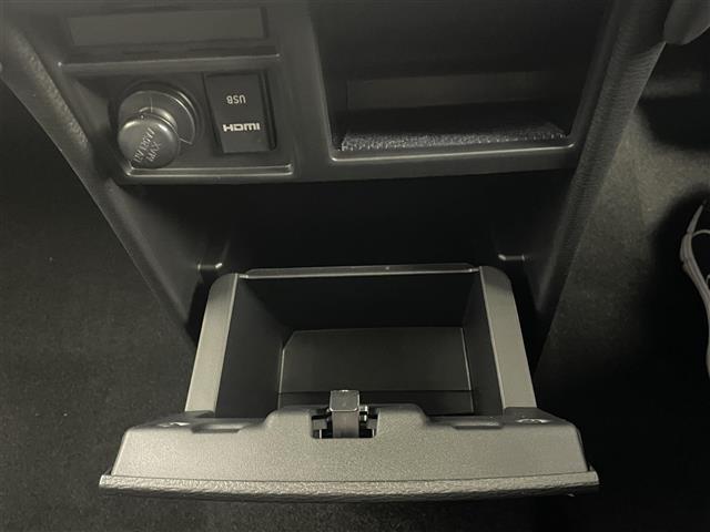 デリカD:5 シャモニー アイドリングS イモビ 衝突被害軽減装置 1オーナー Bluetoothオーディオ レーンキープ 助手席エアバッグ オートライト 地デジTV 電動リアゲート 4WD USB接続 シートH LED(15枚目)