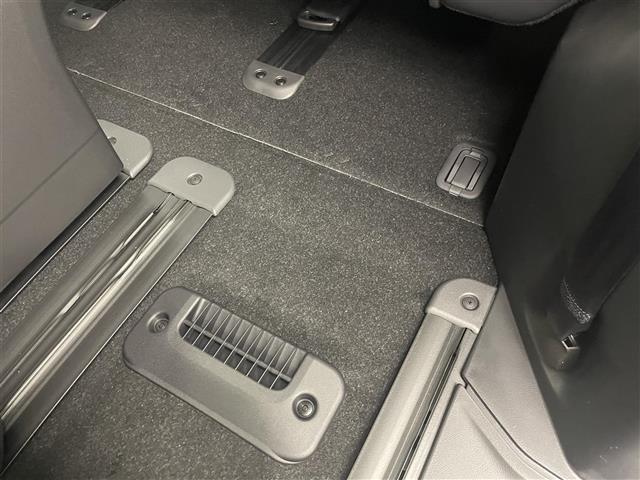 デリカD:5 シャモニー アイドリングS イモビ 衝突被害軽減装置 1オーナー Bluetoothオーディオ レーンキープ 助手席エアバッグ オートライト 地デジTV 電動リアゲート 4WD USB接続 シートH LED(29枚目)