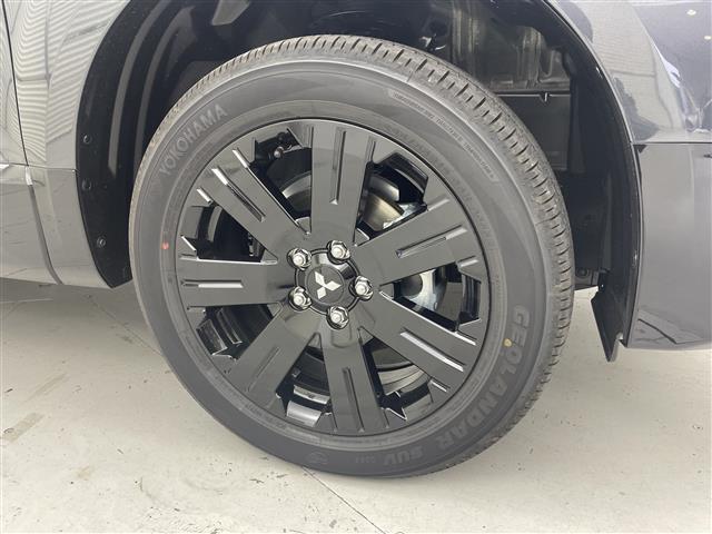 デリカD:5 シャモニー アイドリングS イモビ 衝突被害軽減装置 1オーナー Bluetoothオーディオ レーンキープ 助手席エアバッグ オートライト 地デジTV 電動リアゲート 4WD USB接続 シートH LED(39枚目)