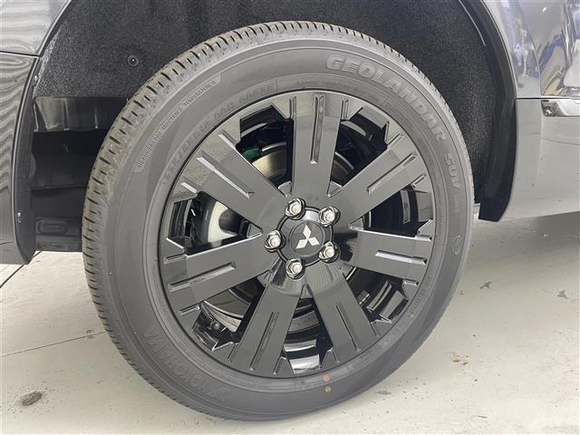 デリカD:5 シャモニー アイドリングS イモビ 衝突被害軽減装置 1オーナー Bluetoothオーディオ レーンキープ 助手席エアバッグ オートライト 地デジTV 電動リアゲート 4WD USB接続 シートH LED(40枚目)