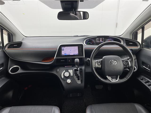 シエンタ ハイブリッドG クエロ ★純正7インチメモリナビ(NSCO-W66)・バックカメラ・Bluetooth/FM/AM/CD/AUX/SD・ワンセグテレビ★ETC★両側パワースライド 車線逸脱防止 ブルートゥース 盗難防止(2枚目)