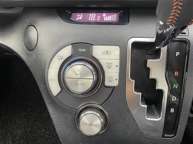 シエンタ ハイブリッドG クエロ ★純正7インチメモリナビ(NSCO-W66)・バックカメラ・Bluetooth/FM/AM/CD/AUX/SD・ワンセグテレビ★ETC★両側パワースライド 車線逸脱防止 ブルートゥース 盗難防止(13枚目)