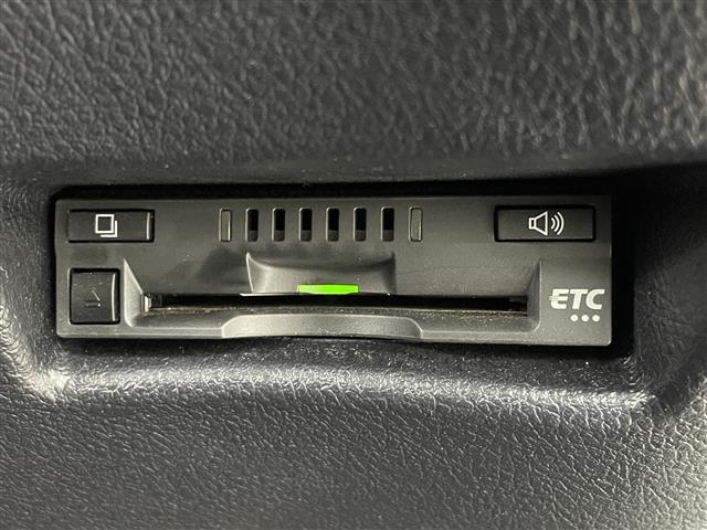 シエンタ ハイブリッドG クエロ ★純正7インチメモリナビ(NSCO-W66)・バックカメラ・Bluetooth/FM/AM/CD/AUX/SD・ワンセグテレビ★ETC★両側パワースライド 車線逸脱防止 ブルートゥース 盗難防止(14枚目)