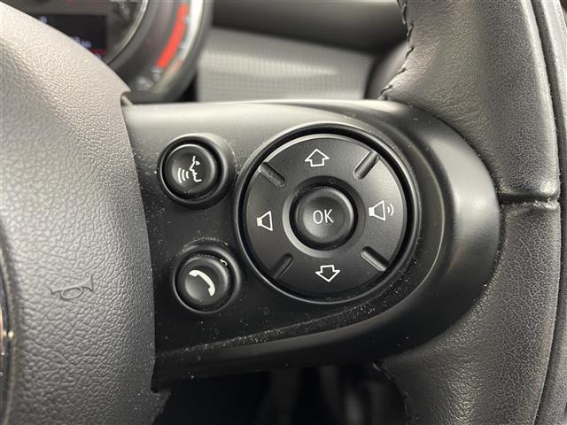 ＭＩＮＩ クーパー　コンバーチブル　ＬＥＤライト　Ｂカメラ　Ｂｌｕｅｔｏｏｔｈ　ＨＤＤナビ　インテリジェントＳ　ターボ　前席シートヒーター　横滑り防止　ＡＡＣ　オートライト　スマートキー　パーキングアシスト　キーレスエントリー　ＵＳＢ（11枚目）