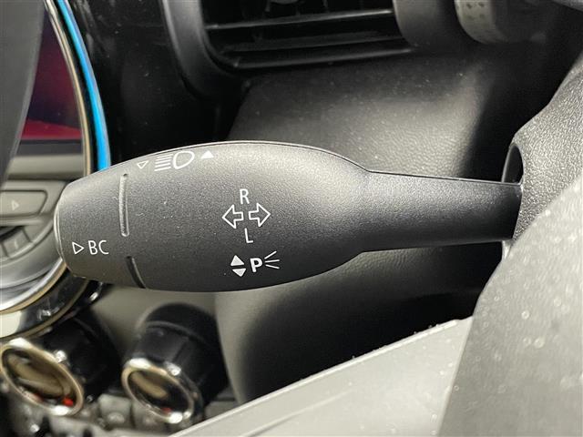 ＭＩＮＩ クーパー　コンバーチブル　ＬＥＤライト　Ｂカメラ　Ｂｌｕｅｔｏｏｔｈ　ＨＤＤナビ　インテリジェントＳ　ターボ　前席シートヒーター　横滑り防止　ＡＡＣ　オートライト　スマートキー　パーキングアシスト　キーレスエントリー　ＵＳＢ（12枚目）