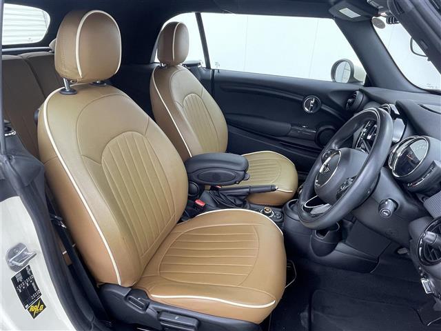 ＭＩＮＩ クーパー　コンバーチブル　ＬＥＤライト　Ｂカメラ　Ｂｌｕｅｔｏｏｔｈ　ＨＤＤナビ　インテリジェントＳ　ターボ　前席シートヒーター　横滑り防止　ＡＡＣ　オートライト　スマートキー　パーキングアシスト　キーレスエントリー　ＵＳＢ（19枚目）