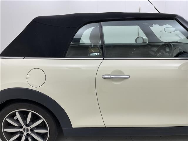 ＭＩＮＩ クーパー　コンバーチブル　ＬＥＤライト　Ｂカメラ　Ｂｌｕｅｔｏｏｔｈ　ＨＤＤナビ　インテリジェントＳ　ターボ　前席シートヒーター　横滑り防止　ＡＡＣ　オートライト　スマートキー　パーキングアシスト　キーレスエントリー　ＵＳＢ（36枚目）